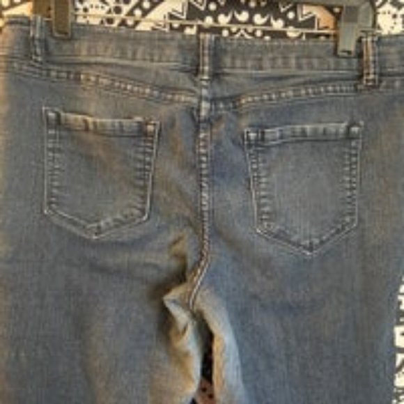 Women’s dark wash jeans - Picture 1 of 4
